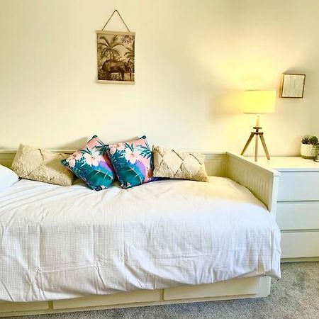 Modern Chic Summer Holiday Retreat. New Quay Extérieur photo